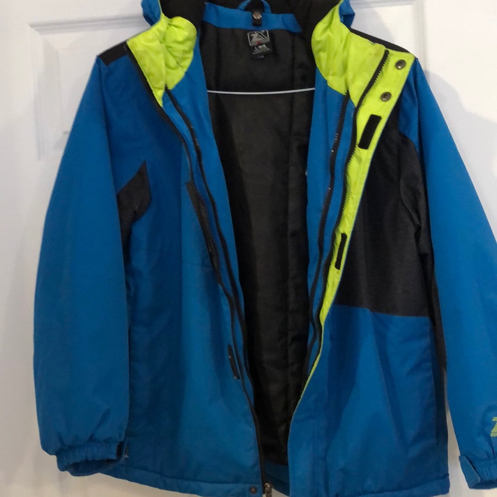 Winter jacket - Picture 5 of 6